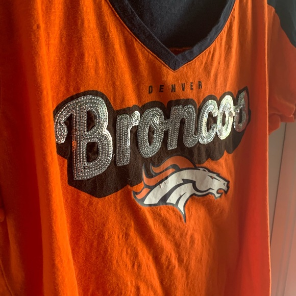 V-Neck Denver Broncos Shirt - Picture 2 of 3